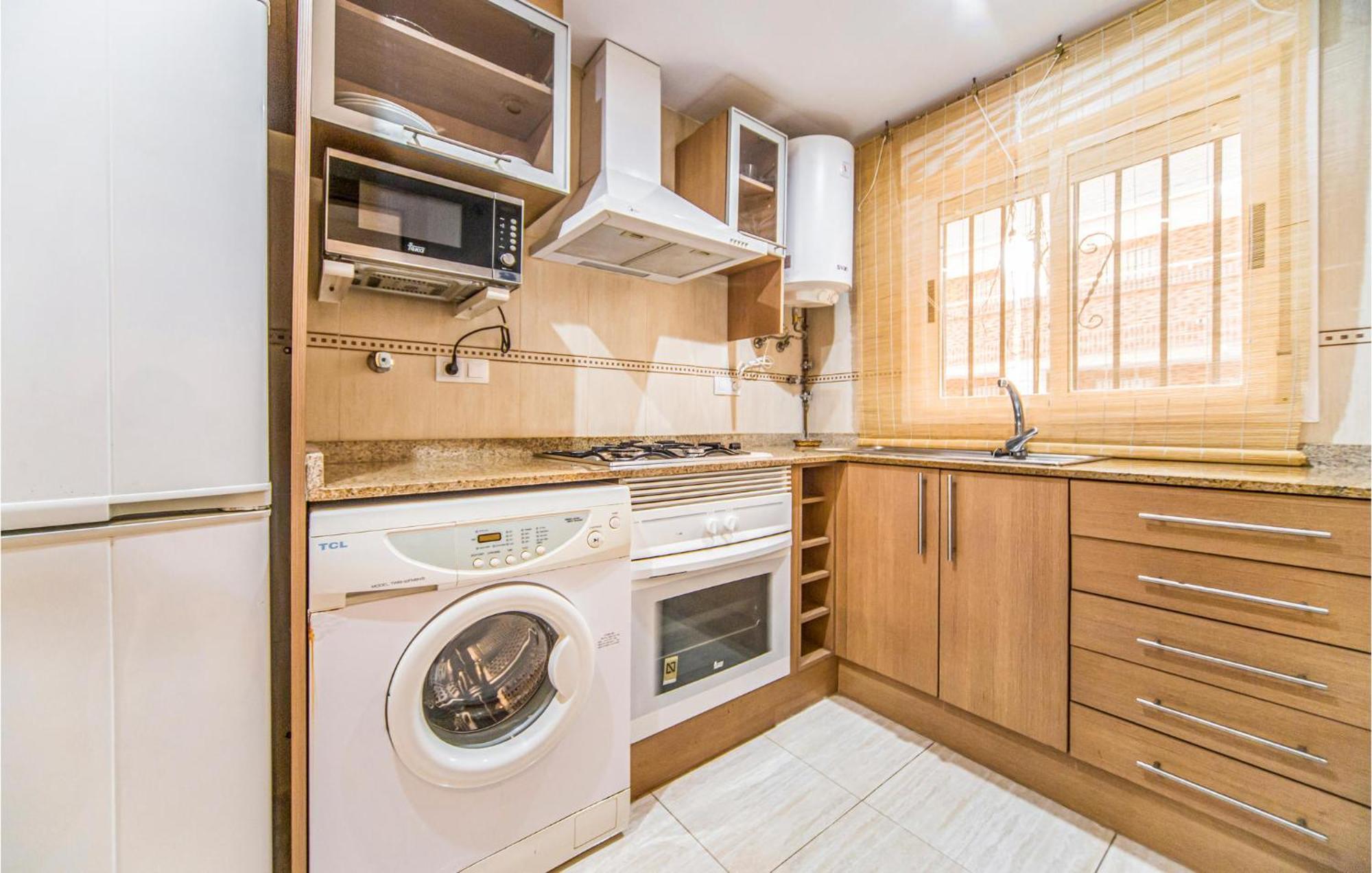 2 Bedroom Lovely Apartment In Оропеса-дель-Мар Екстер'єр фото